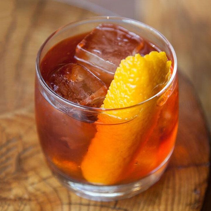 kmagyarics's tweet image. Bartenders at #DTB @chinachilcano @BrennansHouston @madisononpark @MOPHONOLA @312_chicago are saying yes we pecan, @liquor: buff.ly/2Cl0ARs #fallcocktails #nutcocktails #pecan #pecancocktails