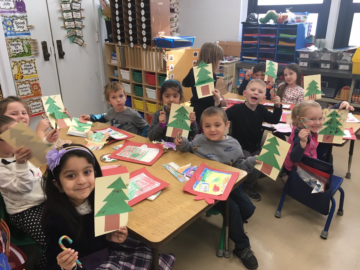 domenus1st's tweet photo. Today, we traveled to Germany, where we learned about Christmas trees and leaving our shoes outside for candy! 🎄🎅🏼❤️ #christmasaroundtheworld #germany #nextstopnorthpole https://t.co/yQjEvyiAx8