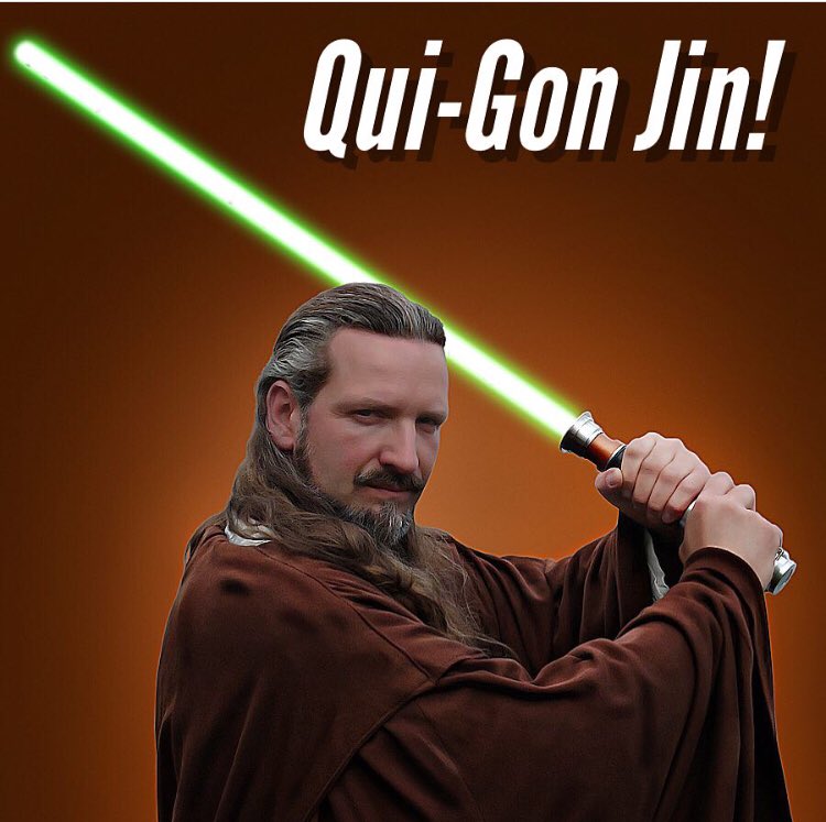 JohnnysHome___'s tweet photo. Buzzing about seeing Liam Neeson as Qui-Gon in #thelastjedi #spoiler #starwars - here he is all ready to go with his lightsaver. https://t.co/vHyrScSEsE