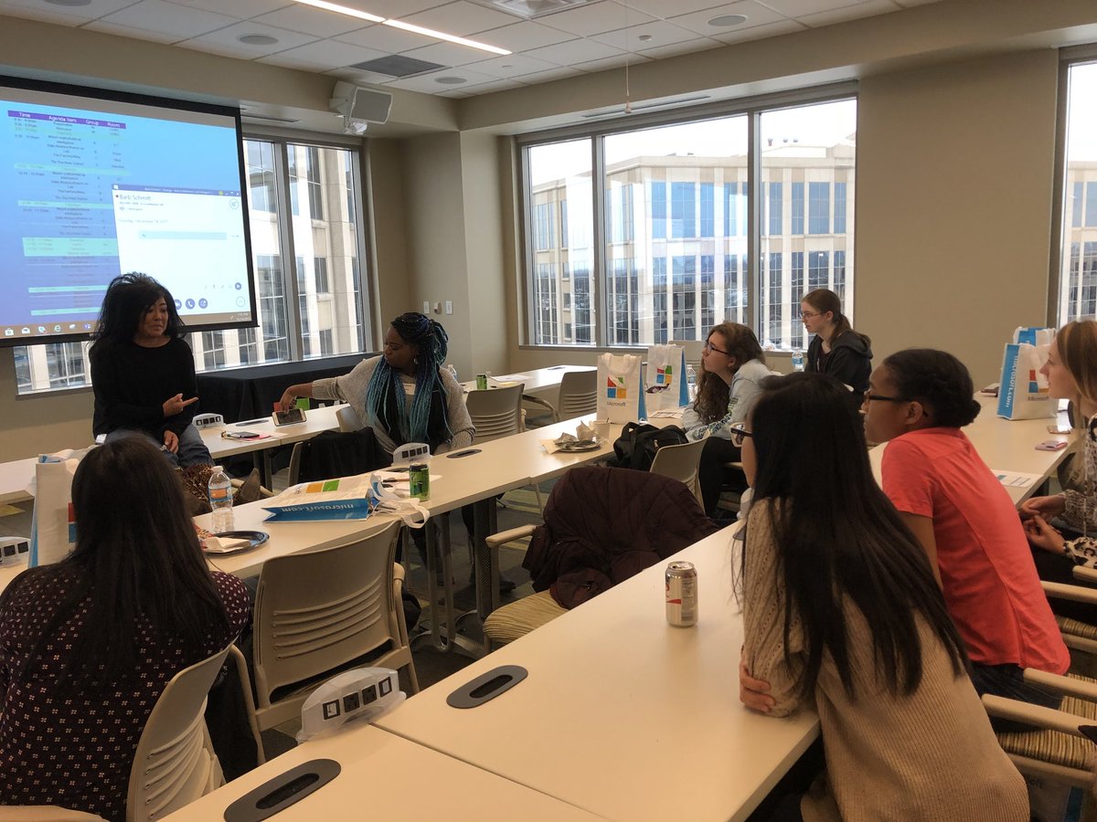 AVHS_STEM's tweet image. Powerful mentoring sessions taking place at this SPARCS hosted her at @Microsoft in Edina.