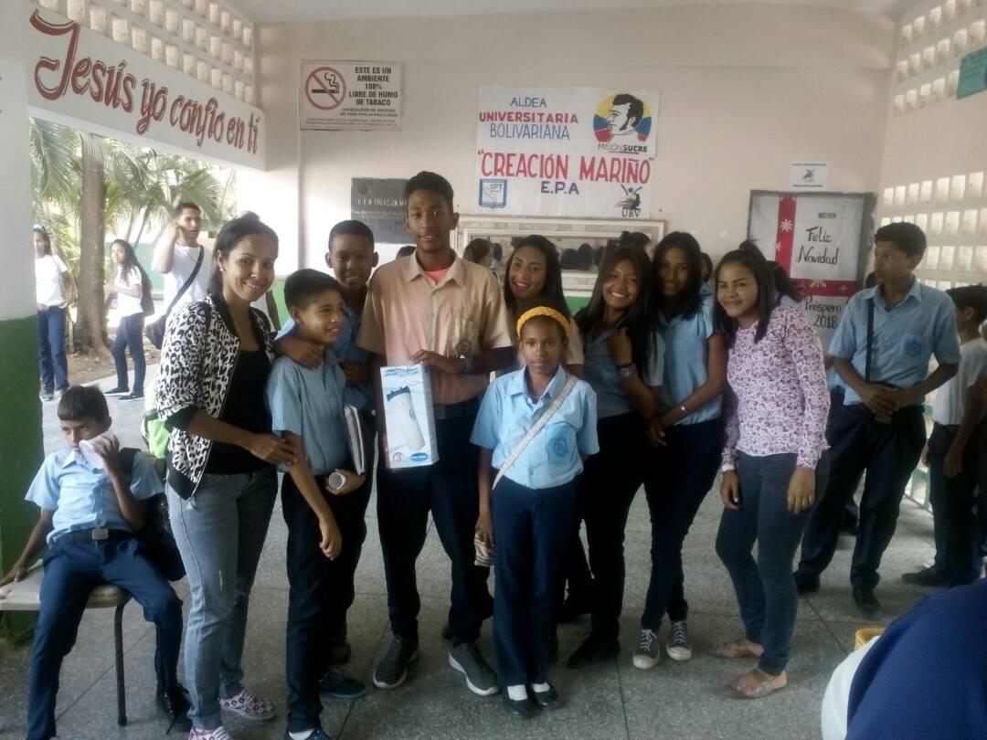 MMarisabe's tweet photo. Donativo purificador agua por parte Alcadia Municipio Mariño en ETNRPSSS Mariño @Palabrayaccion @JauaMiranda https://t.co/nwspam1XEf