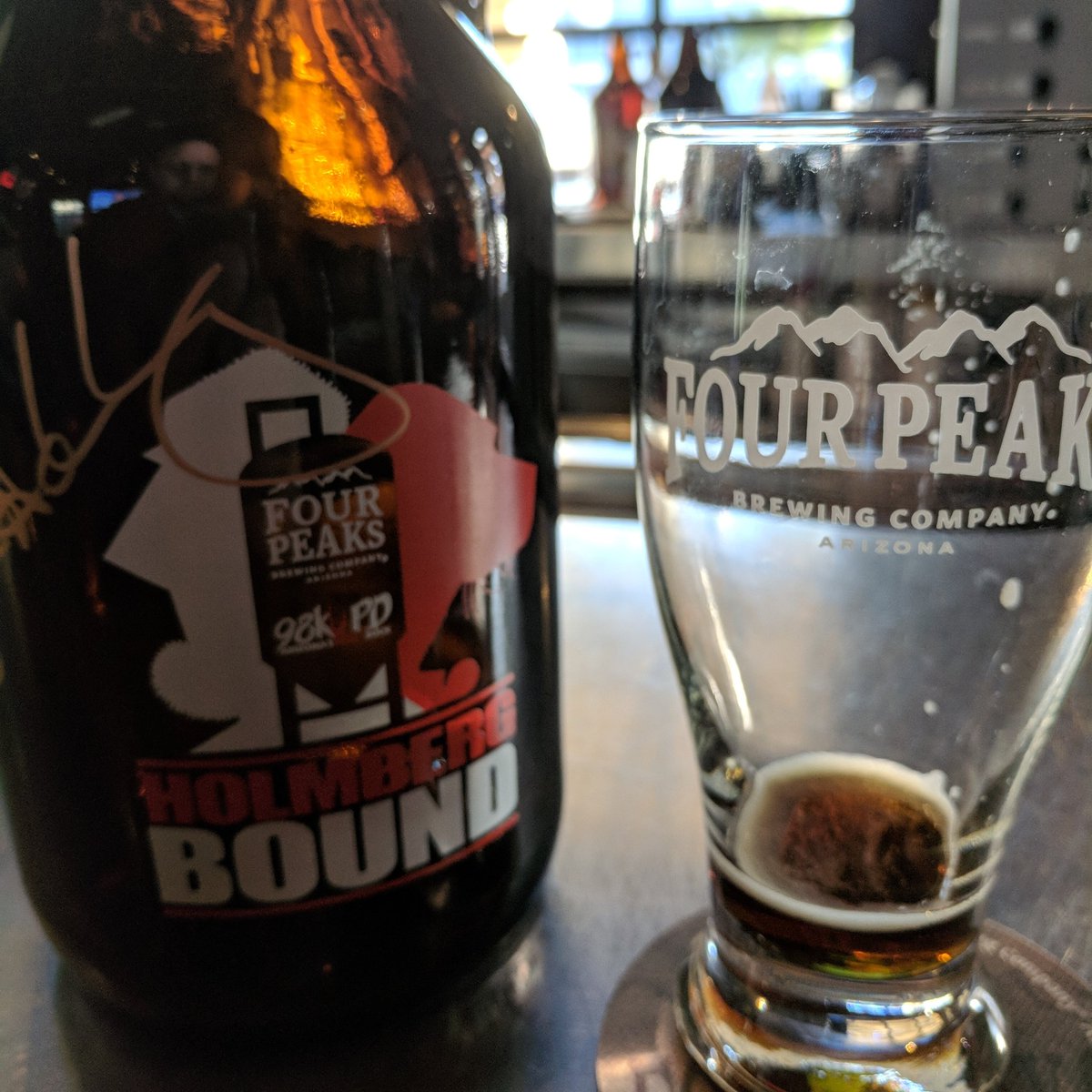 chadillacranch3's tweet photo. NV may have @Atomicduck @5FDPChrisKael Impale'd Ale, but AZ has #HolmbergBound from @fourpeaksbrew Desert life ain't bad 🍻 https://t.co/98kxRBcu3j