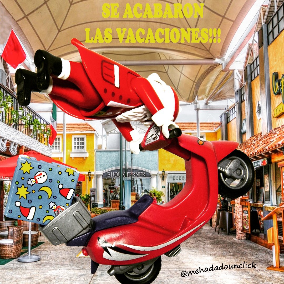 terere_2's tweet photo. Se acabaron las vacaciones para Papa Noel. 🤣 Empiezan los días locos buscando regalos.  #playmobil #papanoel #santaclaus #navidad #christmas https://t.co/44zayalLXS