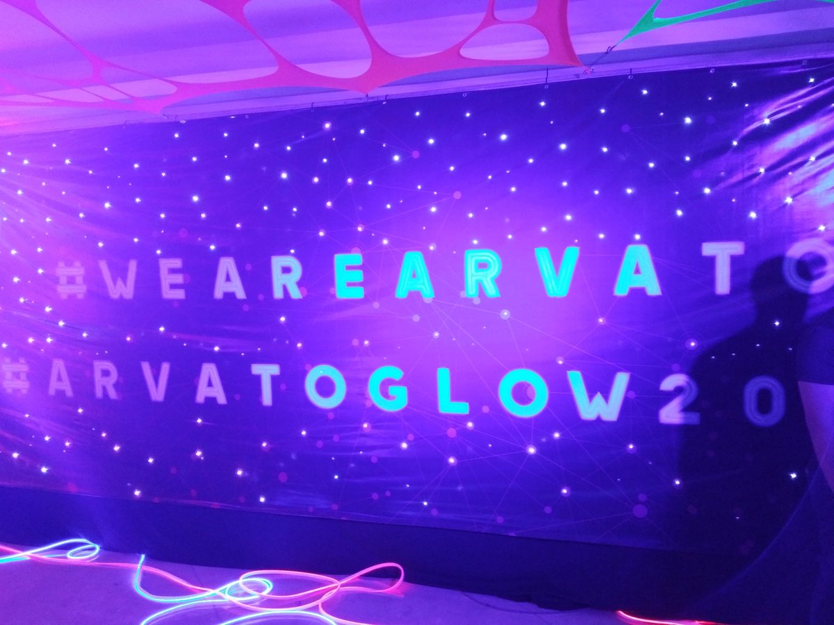 nikaeking's tweet photo. #weareARVATO
#arvatoglow2017
#yep2017
@ royce hotel and casino 12/10 https://t.co/O3EZqMfhUN