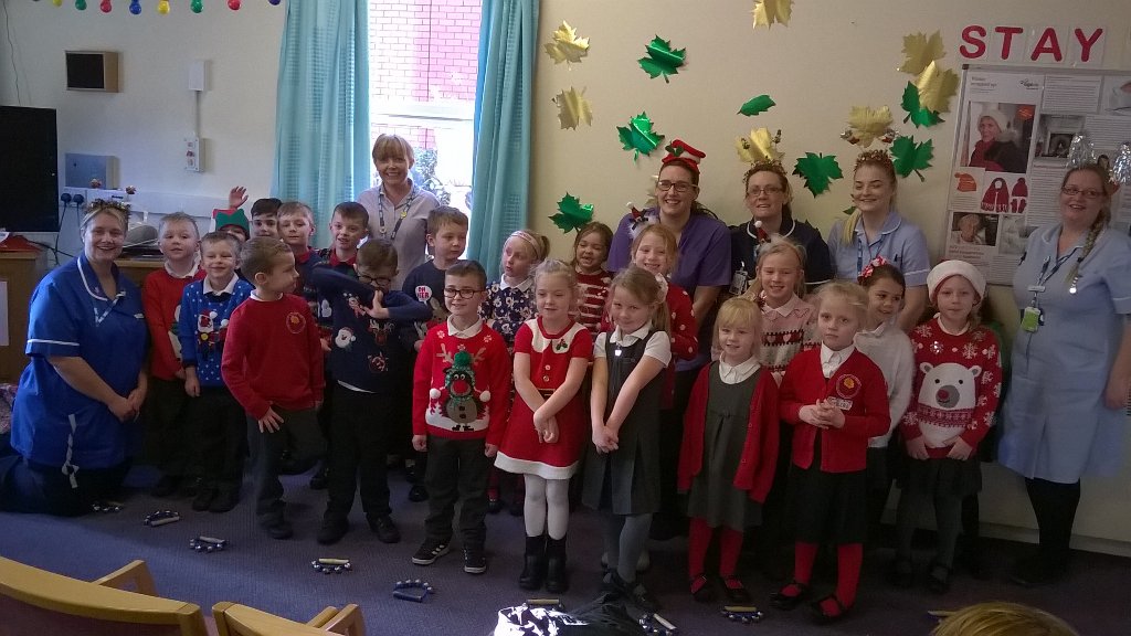 DCHStrust's tweet photo. Festive singing from Charlotte Nursery and Infant School #Hopewell Ward #Ilkeston wowed all! #DCHSFestiveCountdown https://t.co/ghBJSQ9wUq