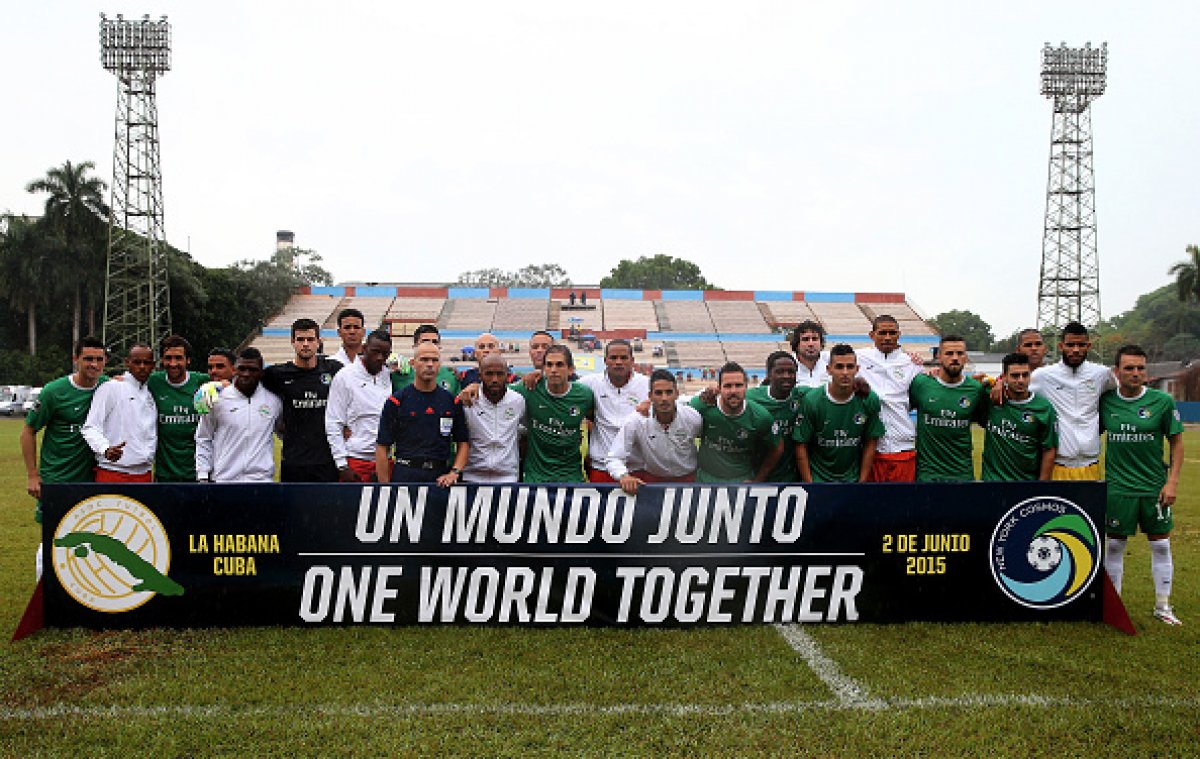 naslofficial's tweet photo. In 2015, @NYCosmos played a historic friendly in Cuba, becoming the first U.S. professional soccer team since 1978 to play in the country. #ThrowbackThursday https://t.co/NR2TamVkyC