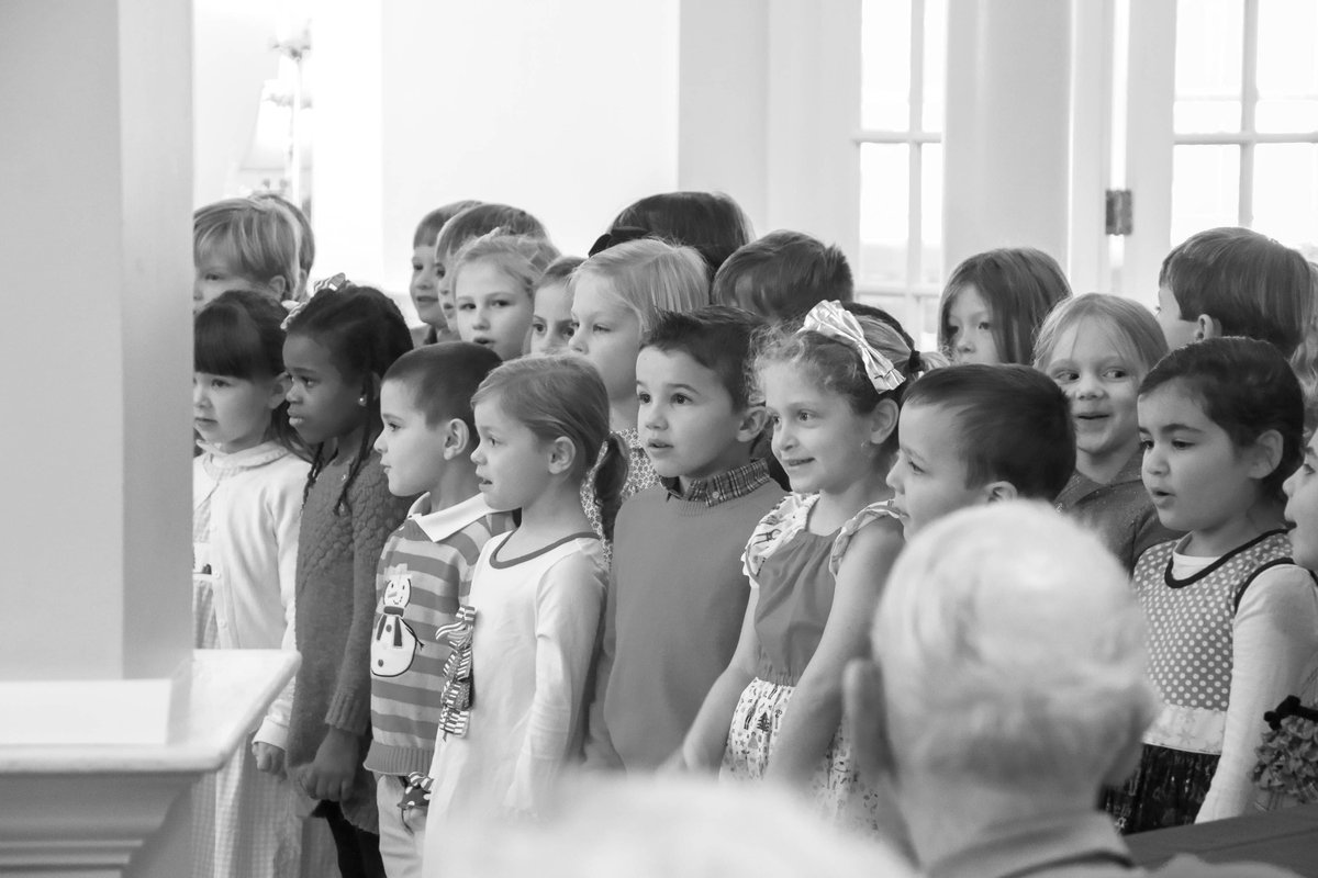 Maclayschool's tweet photo. Kindergarten spread holiday cheer by caroling at HarborChase of Tallahassee. https://t.co/8eWltK8K46