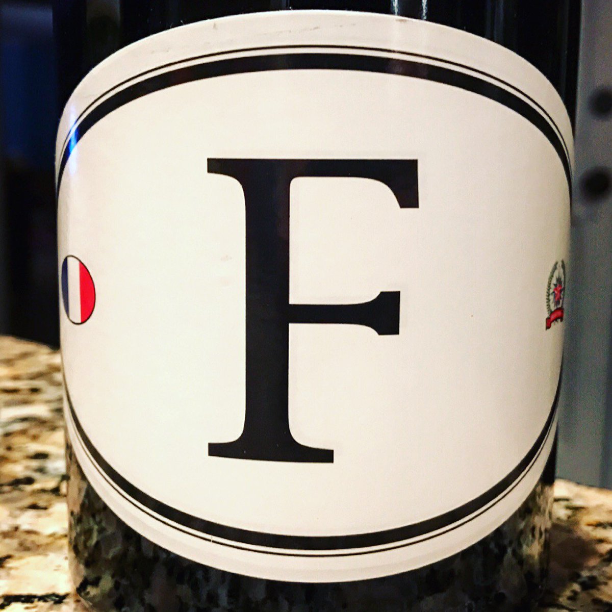 Today on the #NittanyEpicurean the F French Red Wine Blend from <a href="/LocationsWine/">Locations Wine</a> #wine #frenchwine #vinfrançais
nittanyepicurean.blogspot.com/2017/12/locati…