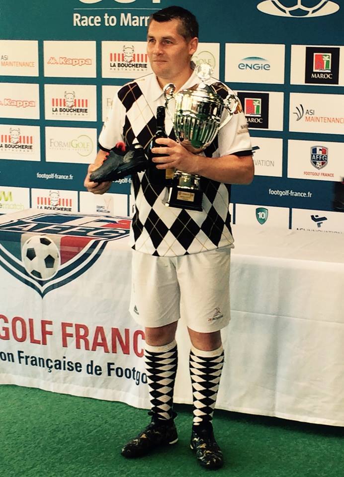 2017, le RMFC reçu 5/7...
Victoires d'étapes en individuelle✅
Victoire d'étapes en équipe✅
Finaliste coupe de France des clubs✅
1 joueur top 10 France✅
Remporter le championnat de France féminin✅ 
2 joueurs Top 20 France❌
Terminer dans le 5 majeur des clubs France❌