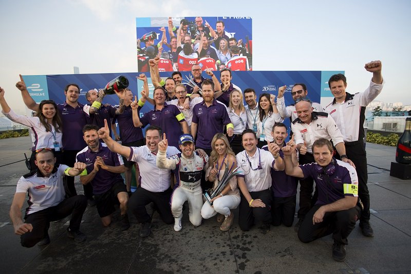 We're throwing it back to the #HKEPrix this week, where @sambirdracing took our first win of the season! #TBT #DSVirginRacing #FormulaE