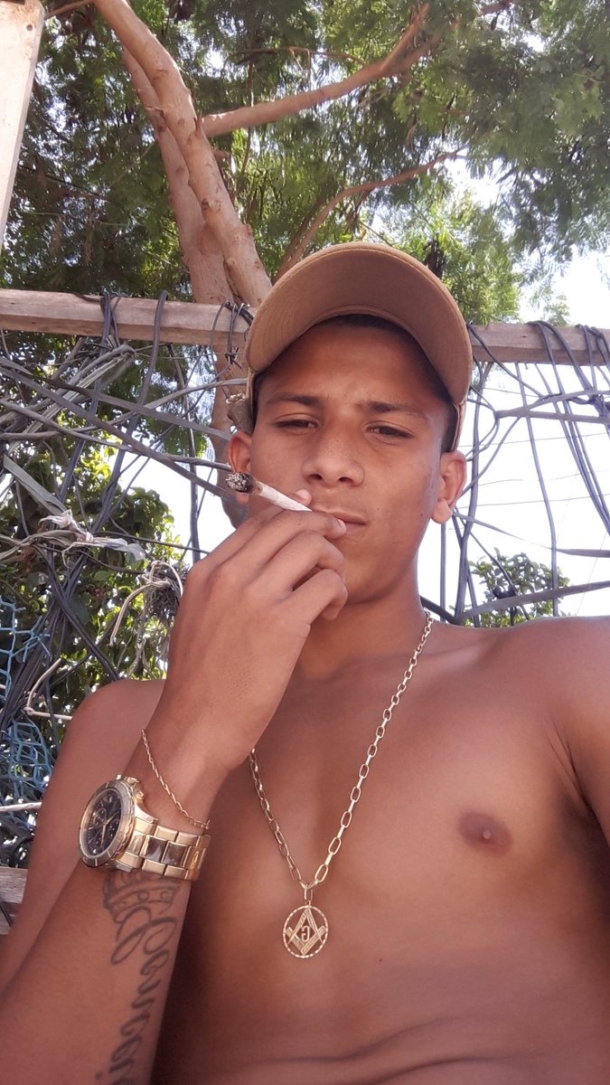 MeenorTv's tweet photo. Em algum lugar pra relaxar 🎧🎶
#Booa #Taarde 🎈🍁 https://t.co/odqjnOIIlC