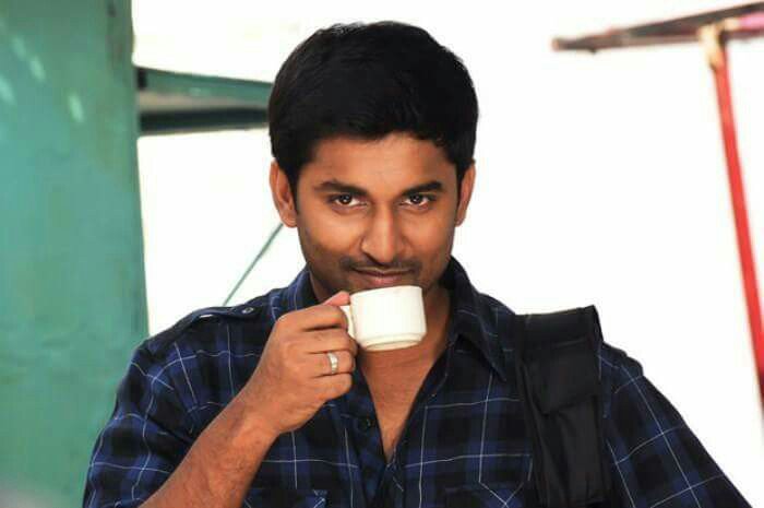 nanivaani's tweet photo. #5YearsForYVM 
#VarunKrishna #NityaYelavarthy 
@NameisNani @Samanthaprabhu2 
Good night cheweet dreams #Nani❤#Sam❤ https://t.co/40WeFQiFhp