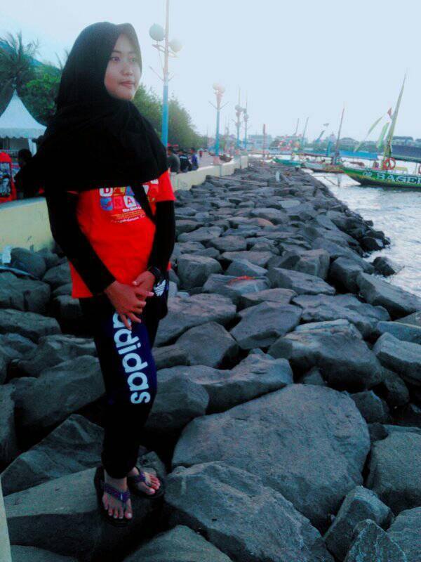 imroatunkhasa15's tweet photo. Galau bnget nihhhh ..:(🧐🧐 https://t.co/rXLeApu1Mg
