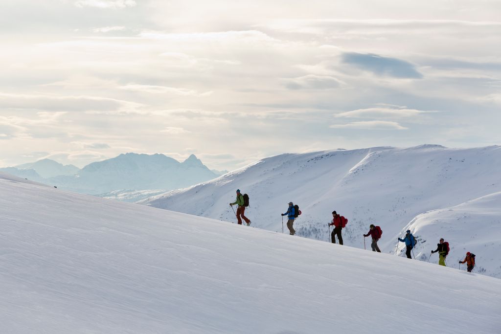 Polygiene's tweet photo. Warming up for winter with a fresh view from Senja 2016!
Polygiene Stays Fresh
Photo by: Fredrik Schenholm
#wearmorewashless #polygienestaysfresh #polygiene #skimorewashless #senja #pure2016 #pure #puresenja https://t.co/2PwNEdQ3rd