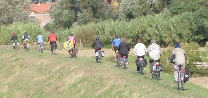 toscananotizie's tweet photo. #Ciclopista Stia-Ponte a Buriano: firmato accordo per completare il percorso
#Bibbiena #Capolona #CastelSanNiccolò #ChiusidellaVerna #OrtignanoRaggiolo, #Poppi #Subbiano #Chitignano #Montemignaio #Talla.
Per leggere altro https://t.co/pmPArh7WYE https://t.co/qikx83ZTRT