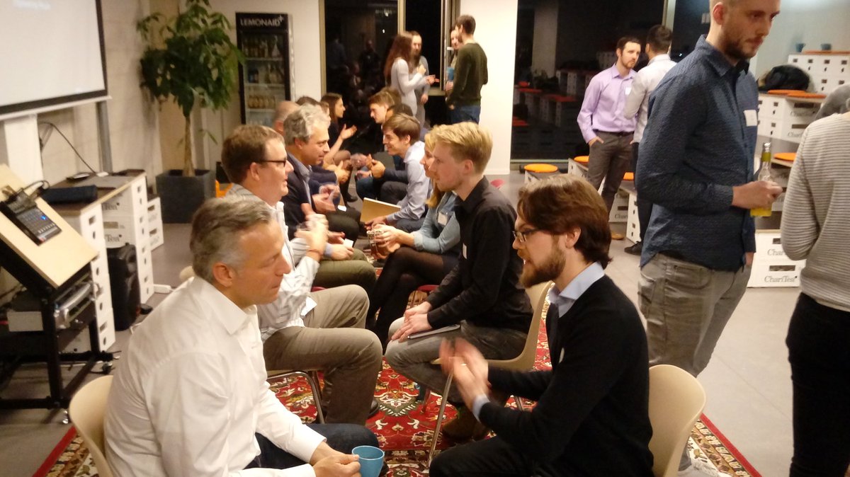 HHStartups's tweet photo. Speed Dating bei #InnoMatch https://t.co/UtyrcA4dIF