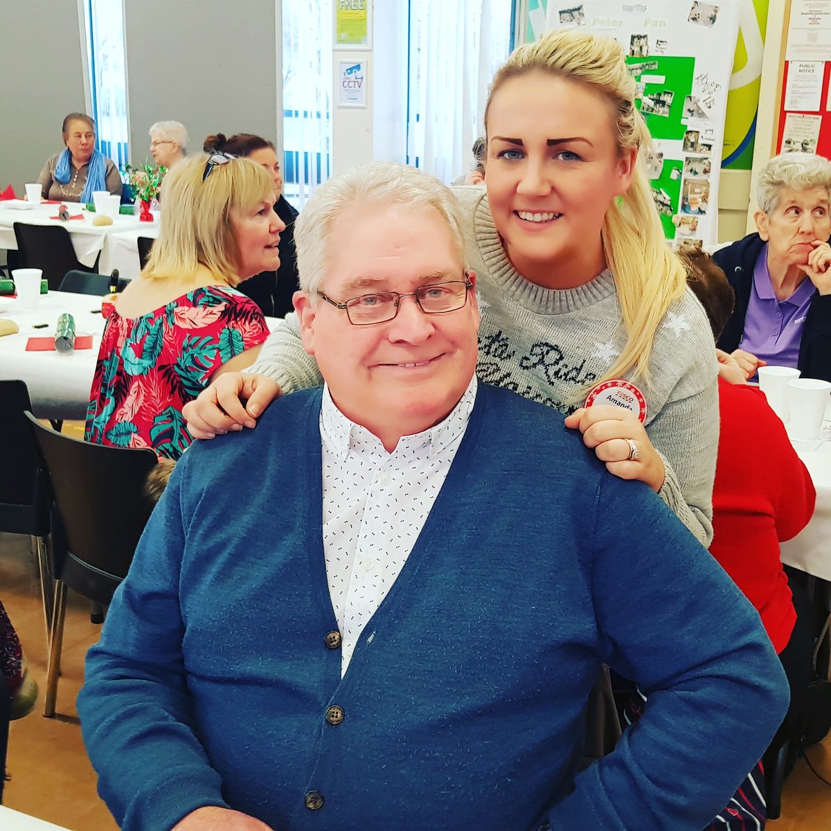 🌟🌟PENSIONERS CHRISTMAS LUNCH🌟🌟

fab afternoon helping at the Christmas Lunch today at <a href="/MaryhillHub/">The Maryhill Hub</a> with alot of residents from the community,we hope everyone had as much fun as we did 😁🎄🎅🎁 <a href="/maureengall6/">Maureen Gallagher</a> @Tesco_Scotland @WyndfordRA <a href="/CubeHA/">Cube Housing</a> @policescotland <a href="/CommSafetyGlasg/">Please contact @GlasgowCC</a>