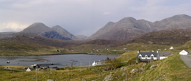 eddy_weather's tweet photo. Are you interested in Sustainable Development? Come and study our entirely online &amp; flexible degree @UHI_Sus_Dev We have students from all over the world! https://t.co/jku36wM6mI https://t.co/jLoLPA3olO