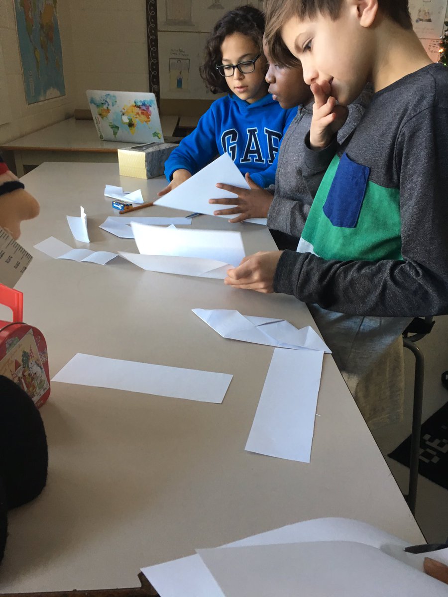 MrsVictoriaBel's tweet photo. Guiding our grade 6s to make some sonobes! "They're amazing and now I want to make a million kajillion of them!" #geometry #origami https://t.co/tuq3bOX3GG