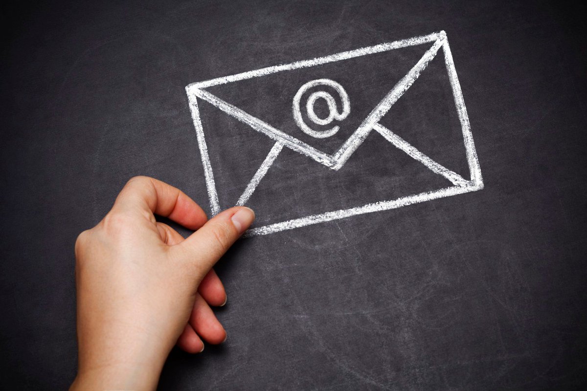 DeliberateSolos's tweet photo. OMG we do this every time! #deliberatesolos How To Send A Perfectly Polite Email https://t.co/bMhSpk24ir https://t.co/QYtknY8aCu