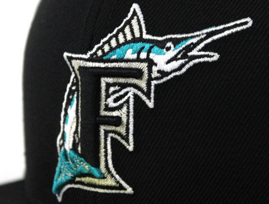 ECAPCITY's tweet photo. Florida Marlins 1997 World Series Fitteds Gray Under brim
https://t.co/ooiysCXJSb
#FloridaMarlins #Marlins #fittednation #NewEraCap #flyyourownflag #speakwithyourcap #fittedfien #capaddict #lids @sneakernews @kicksonfire @nicekicks @FloridaMarlins @FloridaMarlins @Marlins https://t.co/tC4X2LoJAq