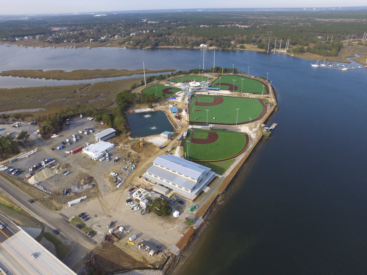TheShipyardPark's tweet photo. Great shots of @ShipyardPark from this morning!! Looking good! #gettinggreen #ShipyardPark https://t.co/ulR7S9WNB4