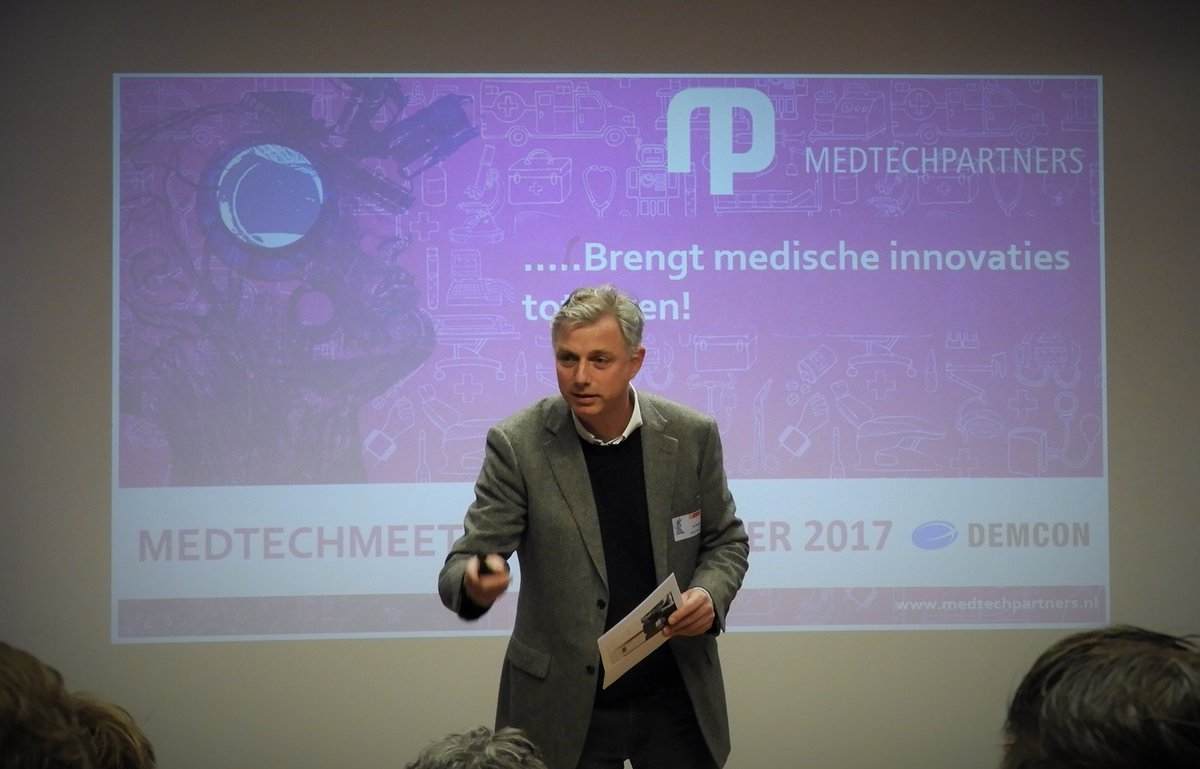 JoepWelschen's tweet image. Sfeerimpressie MedtechMeeting 7 dec. jl. bij YES!Delft. Meer dan 40 matches voor #DentalRobotics, #MedicalPrecision, #CCDiagnostics, #LivAssured en #MomoMedical. Met dank aan gastheren Pieter Wiskerke en Albert Dalhuijsen van #DEMCON. #HealthHolland #StichtingMedtechPartners