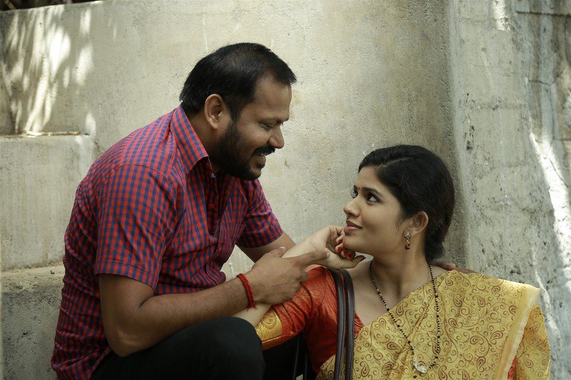 spymedia2's tweet image. #Kaliru Movie Stills spycine.net/2017/12/14/kal…

#Publicstar #Duraisudhakar