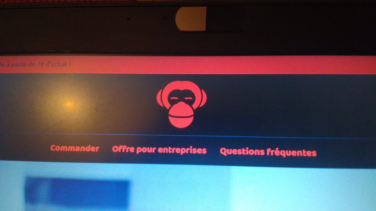 idroxide's tweet photo. Merci @Monkeywi pour le #cachewebcam 🤗 https://t.co/6MwE1rRkAP