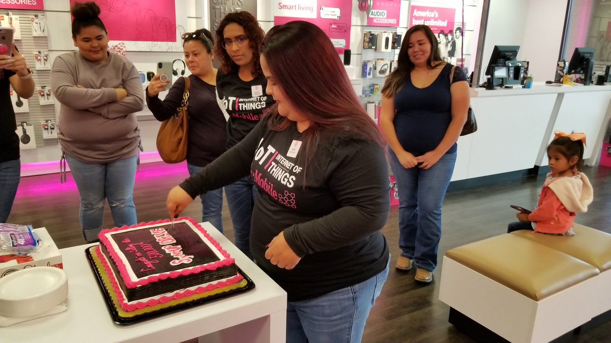 We surprised Laura today here in Angleton, TX! She sold the 500, 000th Sync Up Drive! <a href="/domjrcoleman/">Dom Coleman</a> <a href="/Alisa_Arner/">Alisa Arner</a> <a href="/SLIMKID11/">VERNARD</a> <a href="/EanHatcher/">Ean Hatcher</a> <a href="/johnnyjcastro/">Johnny Castro</a> <a href="/JohnLegere/">John Legere</a> <a href="/JonFreier/">Jon Freier</a>
