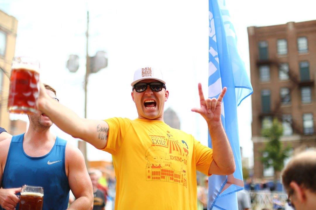 ExileBrewingCo's tweet photo. Is 2018 the year you are going to finally win the stein holding championship at the Run to Exile?? Sign up at https://t.co/khw42DpeNX https://t.co/MSkzCdGFvT