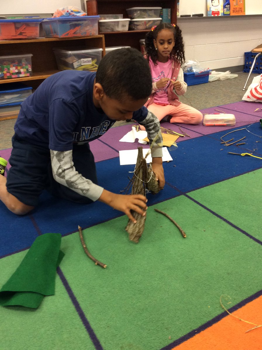 ContoAACPSart's tweet photo. Loved collaborating with @KF_PHBulldogs this morning on an American Indian unit! Can't wait to see it come together 👏 https://t.co/uOdlzFewlX
