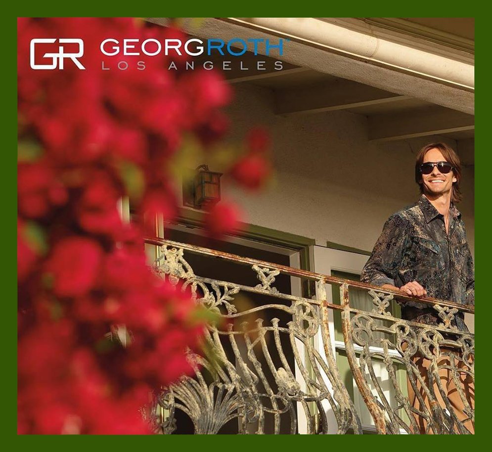 garysnewport's tweet photo. Holiday Trunk Show Event this Saturday, December 16th. Meet fashion designer @GeorgRothLA and view his latest collection of shirts for Men &amp; Women. @FashionIsland #NewportBeach #mensfashion #menswear https://t.co/RYgDYbn0It