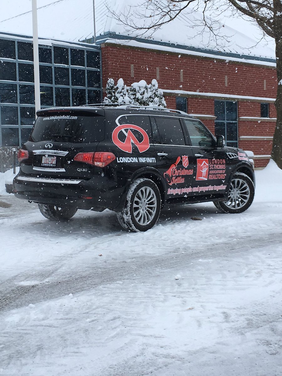 JeffScott000's tweet photo. Stops in St. Thomas and Aylmer and the sleigh is back in London ... having a great time with John Geha and Max from @lstartweets working hard on today’s Kettle Challenge for the Salvation Army - when you see us around town please consider a donation. https://t.co/mVvavTXrDF