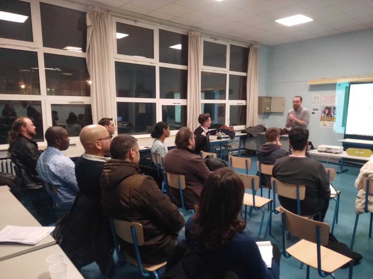 Merci à <a href="/SmartCart_io/">SmartCart.io</a> et <a href="/wegravitcom/">wegravit</a> pour avoir était présent à cette première rencontre #konnect.et merci à <a href="/SimplonRoubaix/">SimplonRoubaix</a> de nous accueillir <a href="/TonJOBnumerique/">Ton JOB numerique</a> @Blanchemaille <a href="/MiE_Roubaisis/">Maison de l'Emploi</a> <a href="/roubaix/">Ville de Roubaix</a> <a href="/hautsdefrance/">Région Hauts-de-France</a> <a href="/lenord/">DepartementNord</a>