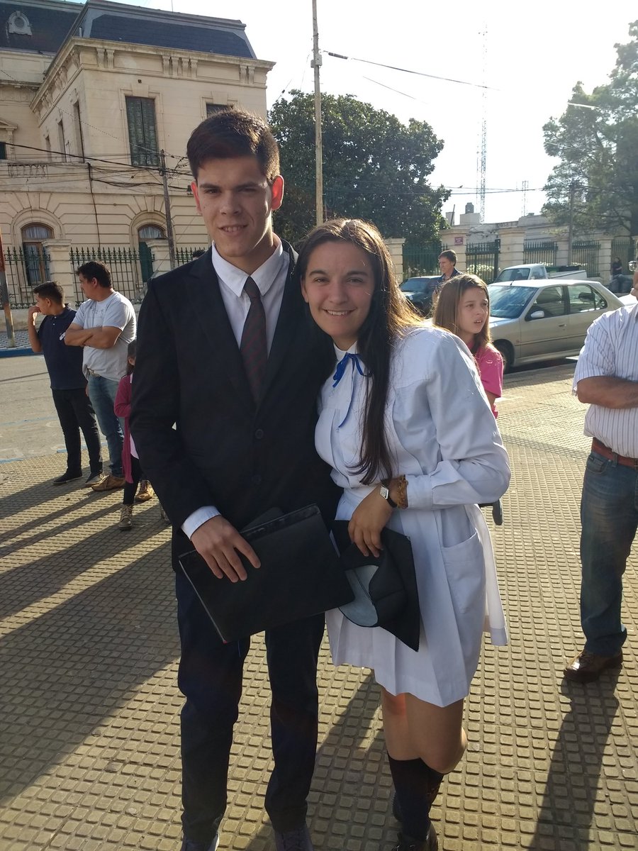 BelenCantu3's tweet photo. Felizmente egresada feliz de todo esto
Gracias a toda mi familia que me ayudó graciass
Te quiero mejor amigo @JuanCruz18_
#EntregaDeDiploma https://t.co/oAF07JK2H4
