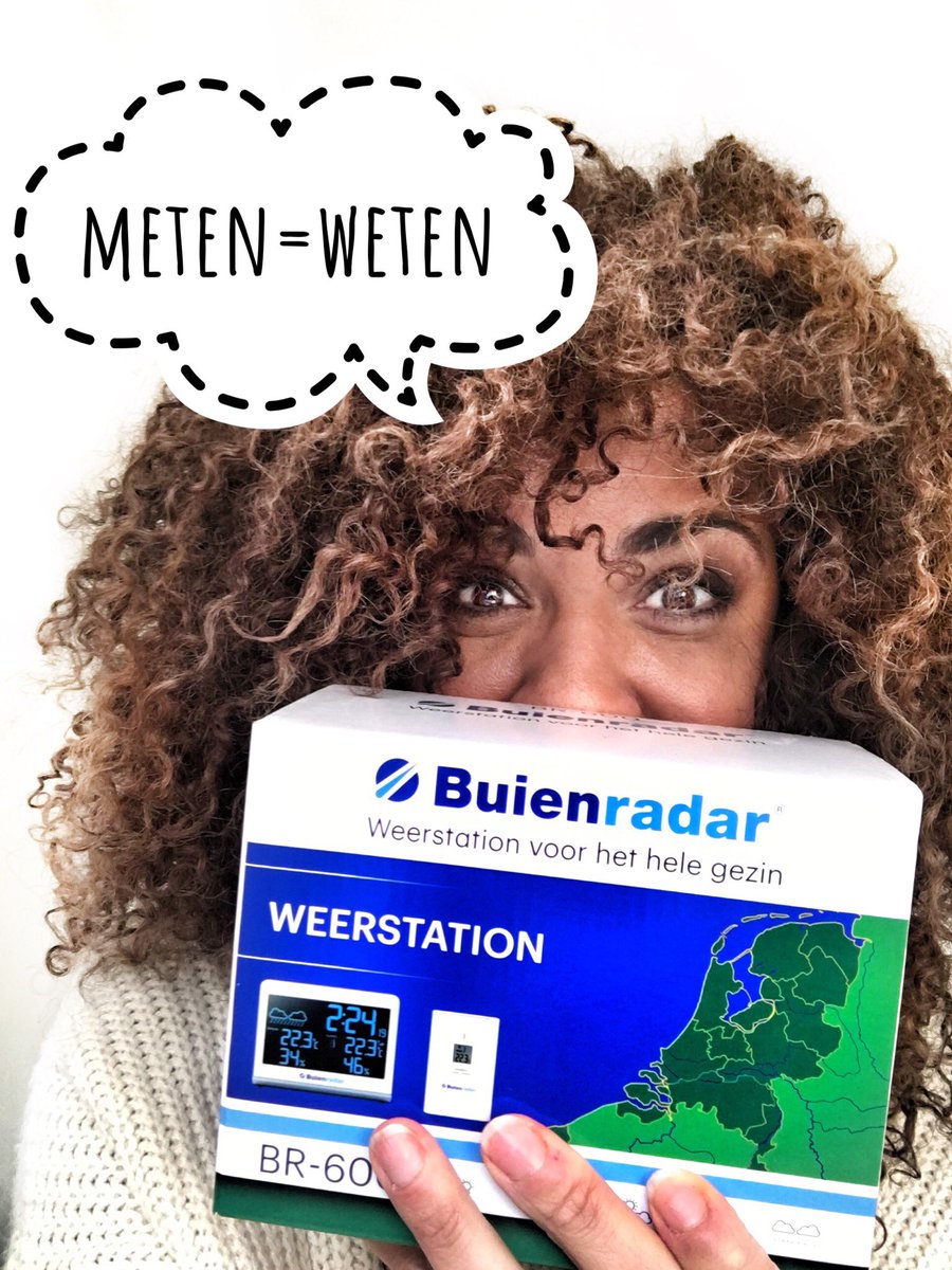onwukaa's tweet photo. Wat is een #meteoroloog zonder z’n apparatuur?! 🤓#metenisweten @buienradar #weerstation #meetstation #br-600 #rtlweer #weathergirl https://t.co/E6xPzhgqZ1
