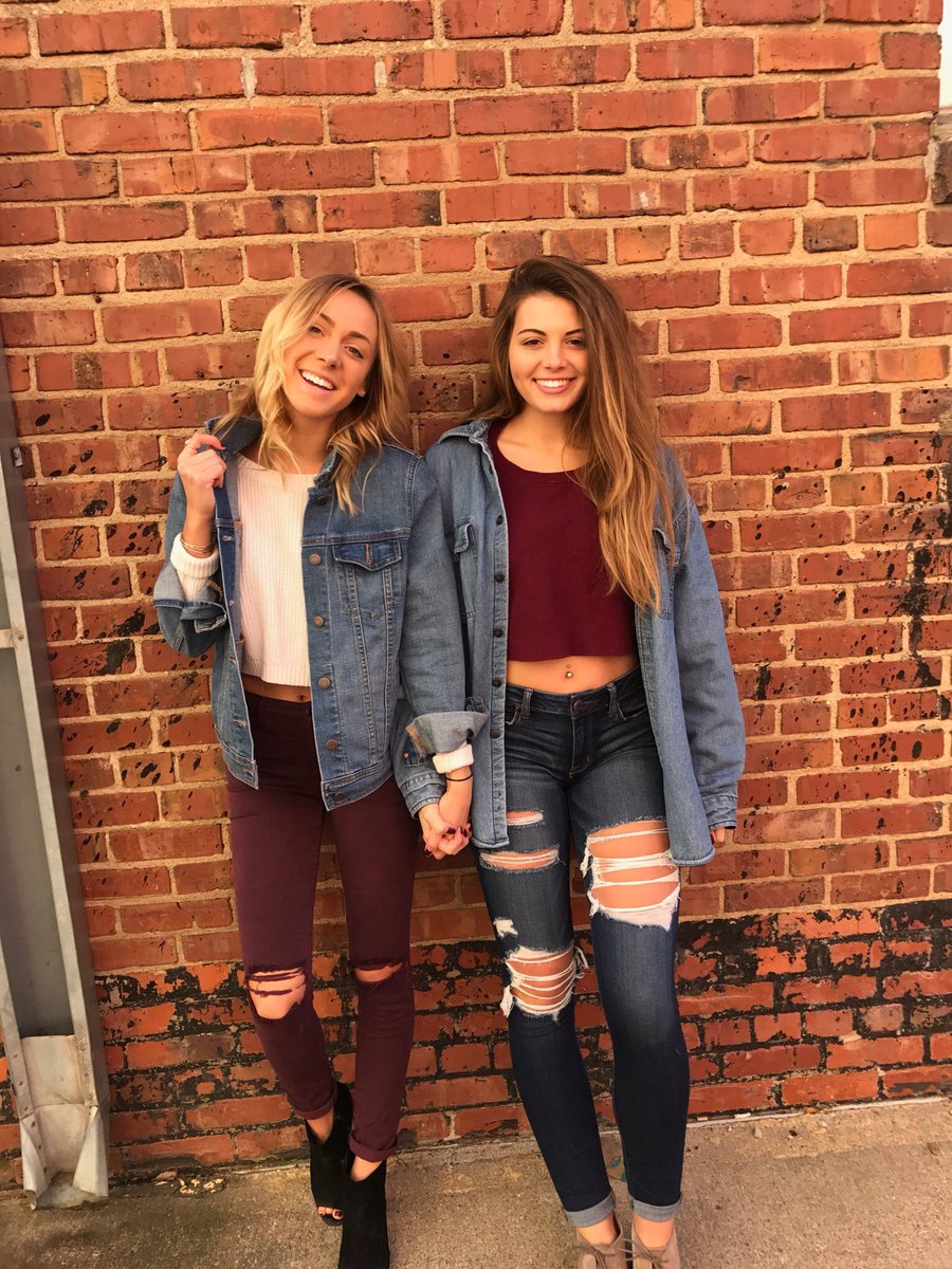 haleyhanss's tweet photo. HBD GIRLFRIEND. I hope your day is fantastic :))) love u roomie @_cAmpbeLl_sOup_ https://t.co/UdSEO2gmlO