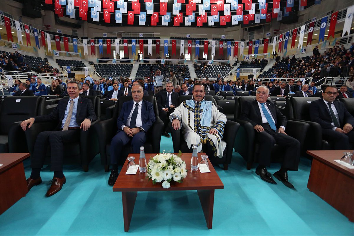 pauedutr's tweet photo. #PAÜ ’de Onur Günü 
https://t.co/Cump4YOSSJ @huseyinbag #PaüAkademikAtamaYükseltmeveÖdülTöreni2017 #PamukkaleÜniversitesi https://t.co/MLSLzqnDpg