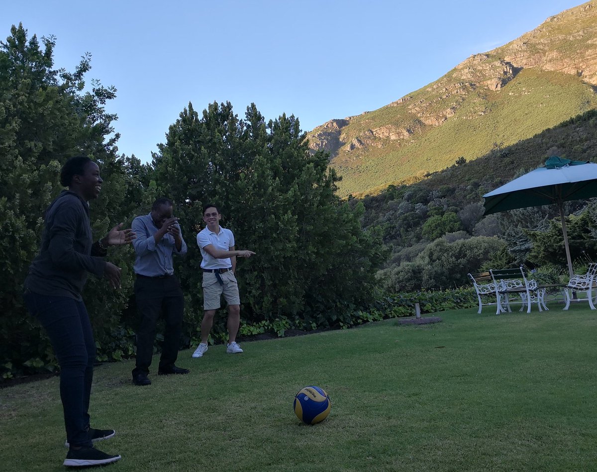 Jill_Olivier's tweet image. #hpafellows multinational football, complex network instructions @Lucy_Gilson @CHESAIhpsr @fssengooba @ev4gh