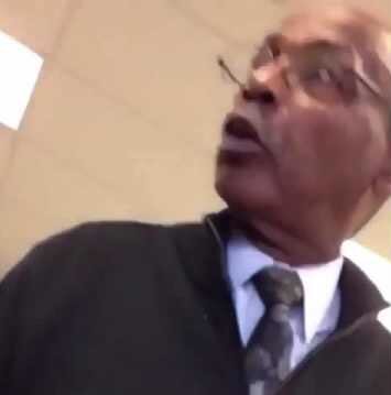 noextendo's tweet image. Whoever is trying to repeal #NetNuetrality you’re moms a hoe