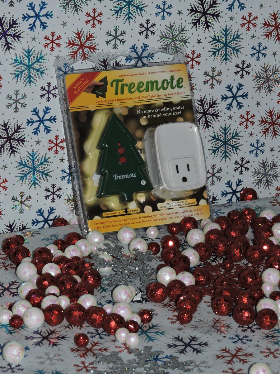 ZeroCarbLife's tweet photo. When I heard about the Treemote I wanted to see if it works and guess what...IT DOES! Even my three year old can turn it off and on! If you are having the same problem I highly recommend the Treemote!
#holidaygiftguide #ad #treemote
Buy it here: https://t.co/DMyt6ZooZ9 https://t.co/Hflub38643