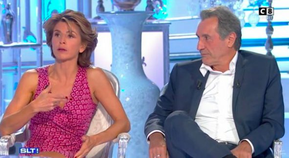 La grand reporter <a href="/AnneNivat/">ANNE NIVAT</a> n'a pas envie d'être présentée comme la femme de Bourdin et on la comprend cheekmagazine.fr/societe/anne-n… #BestOf