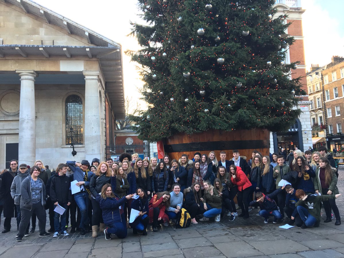 PrioryLincolnPf's tweet photo. Covent Garden #performancepic #lincolninlondon https://t.co/Nr3ycwW1JG