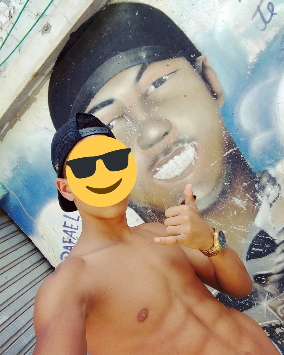 MarcusV42401616's tweet photo. Sdds Eterna #Rafinha Vulgo #DDD Do Acari 👌
Moo Paz De Lá Os Acessos Do Acari 👌👆 https://t.co/LGHuc5Noyn