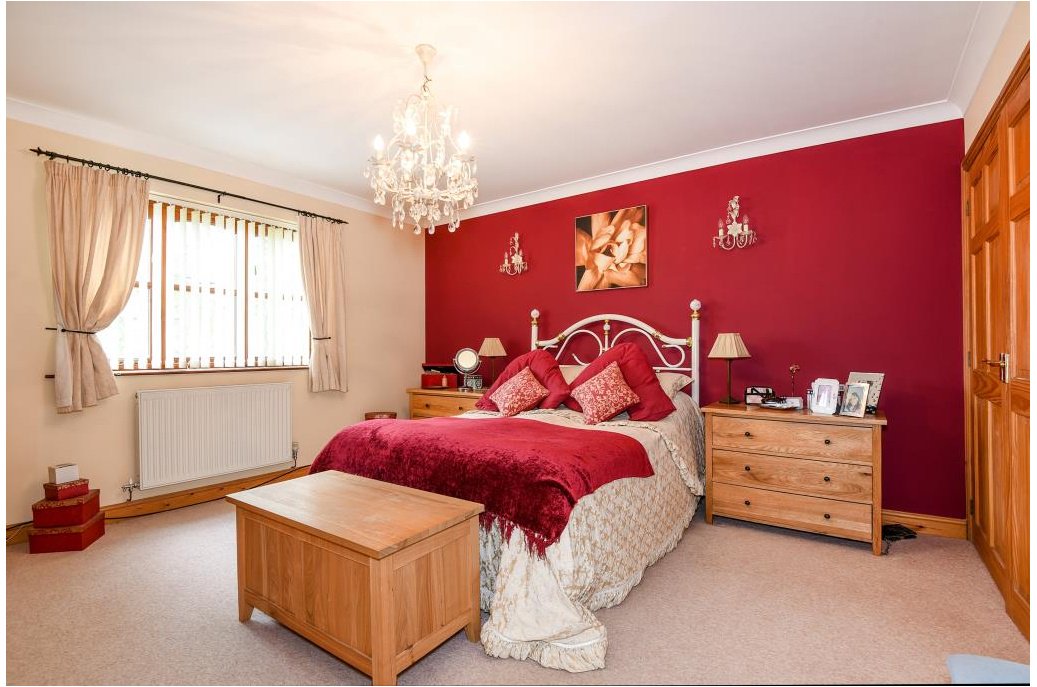 RBBProperty's tweet photo. Check out this well-presented 5-bedroom that ticks all the boxes! #Property #Home https://t.co/CuudWNmeGq https://t.co/37QLFChAcc