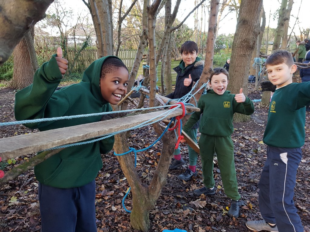 Mr_PHinds's tweet photo. The Bridge Challenge! https://t.co/k3ygZrK9i9 https://t.co/yUbiQUH1NY