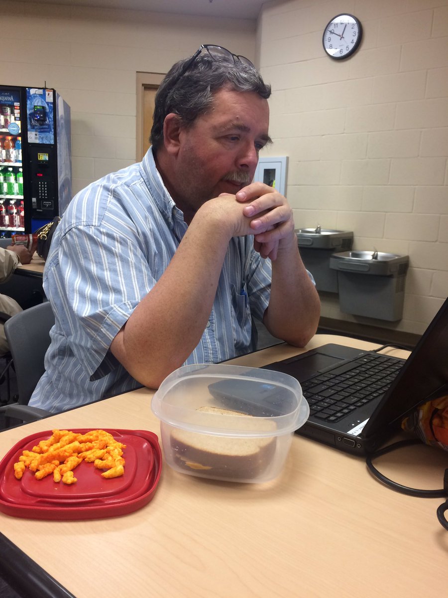 KConninTV's tweet photo. Cheetos, PB&J and sorting through closing arguments #TrialReporting https://t.co/ow1v7WP4n9