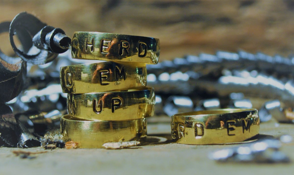 Beatherder's tweet photo. Ho Ho.. Herd these up!!
@Beatherder is giving away 5 handmade "HERD EM UP" gold rings (OK, they're brass, but they look great!). 
5 winners will be picked at random at 10pm on Monday the 18th. 
LIKE, RT &amp; FOLLOW to be in with a chance.
Easy!
HERD EM UP. xxxx https://t.co/RXk9kAkVD0