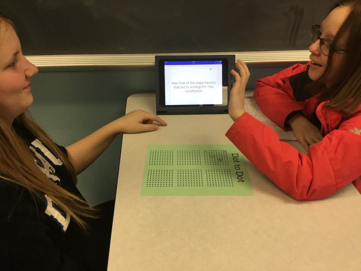 MBrandt_LP40u's tweet photo. Blend of the old and the new. Using @quizlet while playing the classic dots game. Great study game that continues to be a hit! #lmstech #cpsbest https://t.co/YupVeHeqQ2
